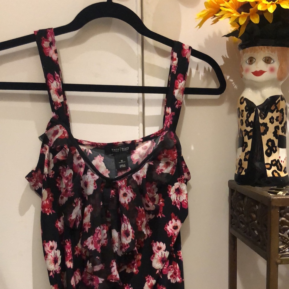 White House, Black market, summer top with ruffle down the front. M.